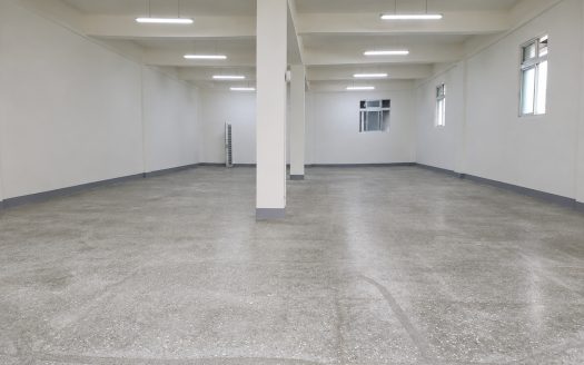 土城甲工230坪RC廠房｜貨櫃貨梯裝卸